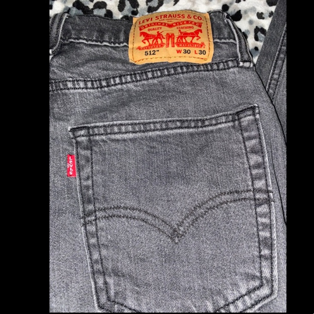 Gray Levis - Picture 4 of 4